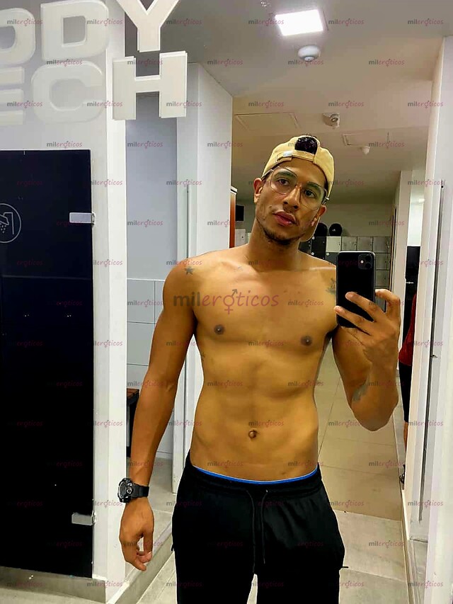 FOTOS DE ACTIVO 100% VERGON 23CM LECHERO POR POCOS DÍAS EN LA CIUDAD