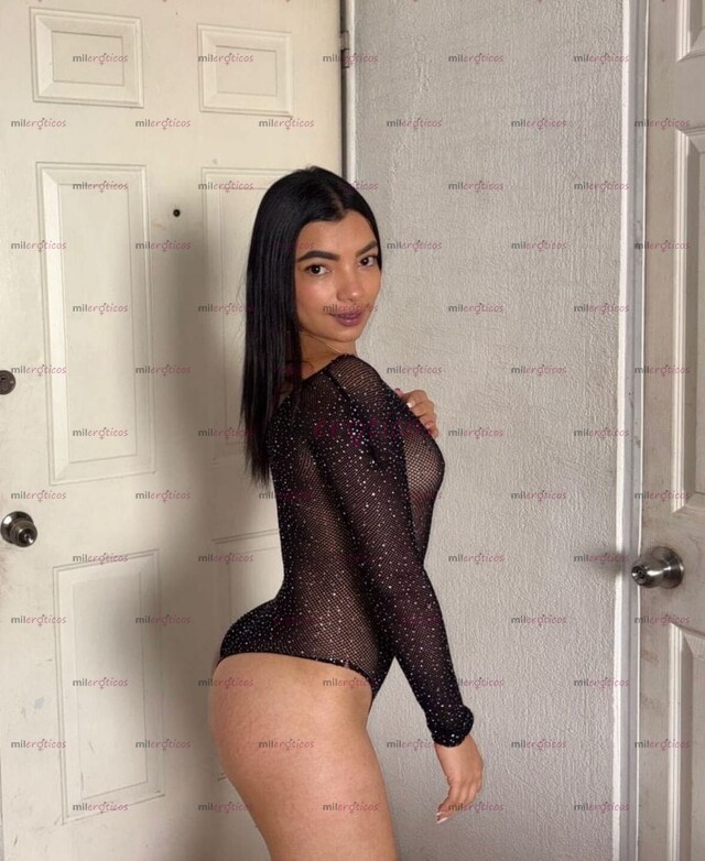 FOTOS DE PRECIOSA COLOMBIANA ,CON UNAS NALGAS SÚPER RICAS