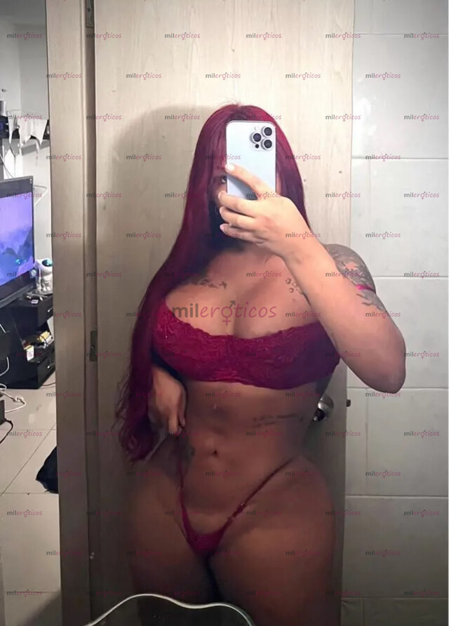 FOTOS DE CARA Y CURVAS DE MUJER REAL CON UNA SORPRESA QUE TE ENCANTARÁ