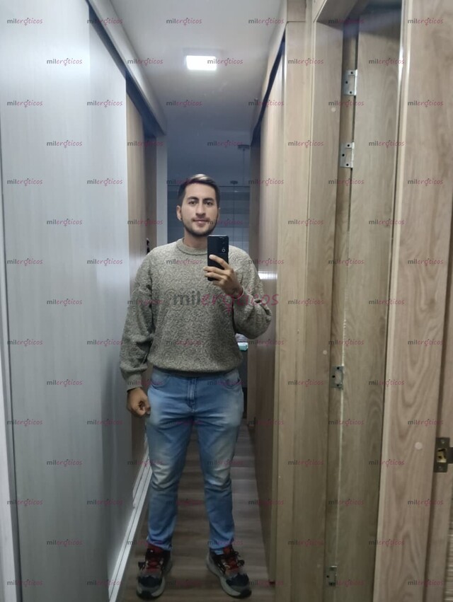 FOTOS DE MAN ELEGANTE VARONIL VELLUDO 21 CM VERGON MASAJES Y SCORT VIP SITIO BUC