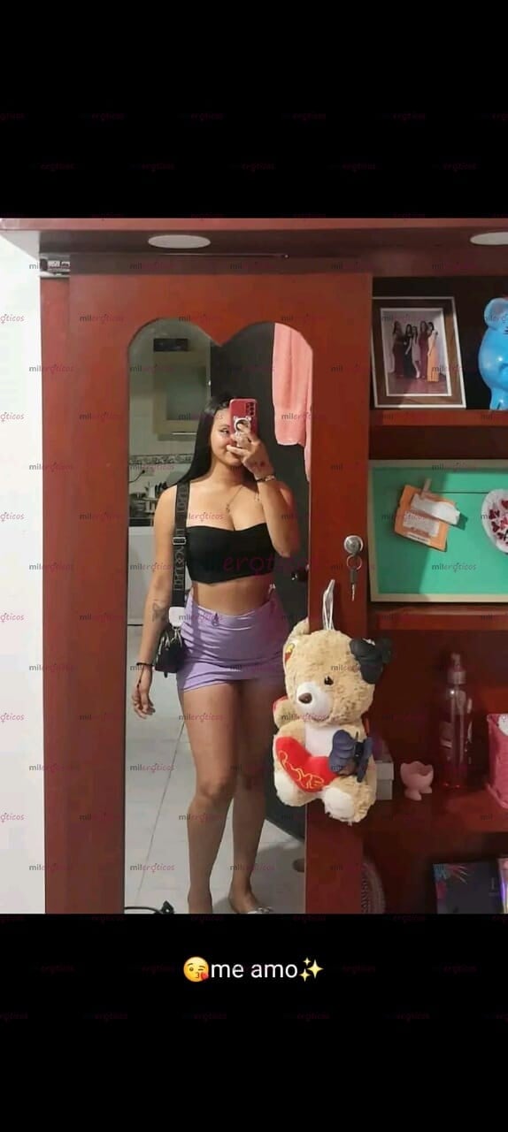 FOTOS DE DANIELA 19 AÑOS CON VAGINA ESTRECHA LUBRICADA Y PEZONES PARADOS