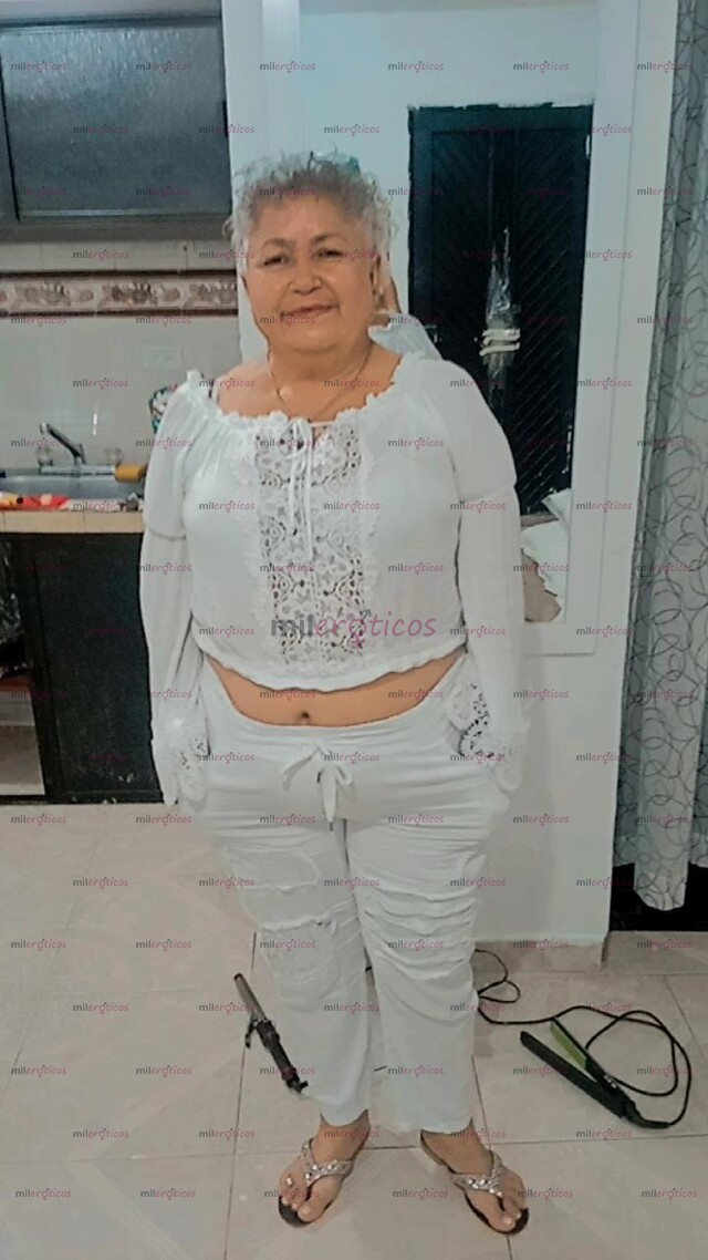 FOTOS DE MADURA EXPERIMENTADA CALIENTE Y CON GANAS DE HACER TRAVESURAS