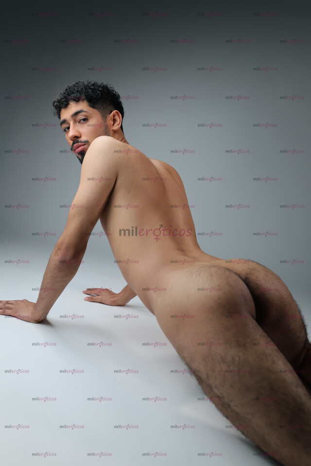 FOTOS DE CHICO SLIM: NATURALIDAD, DISCRECIÓN Y VERSATILIDAD TOTAL