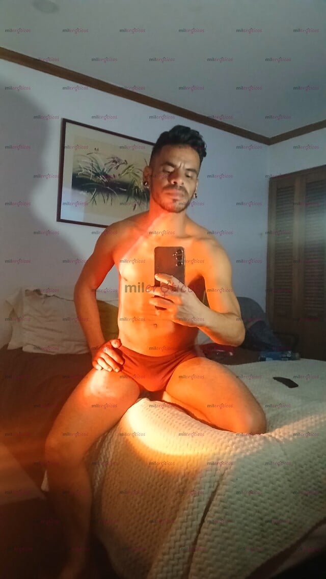 FOTOS DE MACHO VERGON CALIENTE MORBOSO CON GANAS DISPUESTO PARA YA
