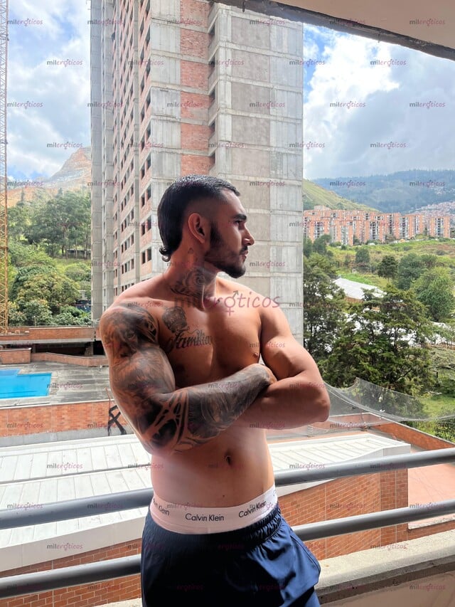 FOTOS DE JADE TU TERAPEUTA FAVORITO EXPERTO EN ACTIVACIÓN KUNDALINI