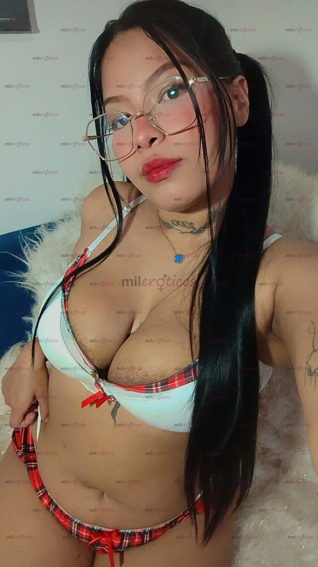 FOTOS DE MAMASITA CUERPO HERMOSO,CARA LINDA Y TATUAJES SEXYS