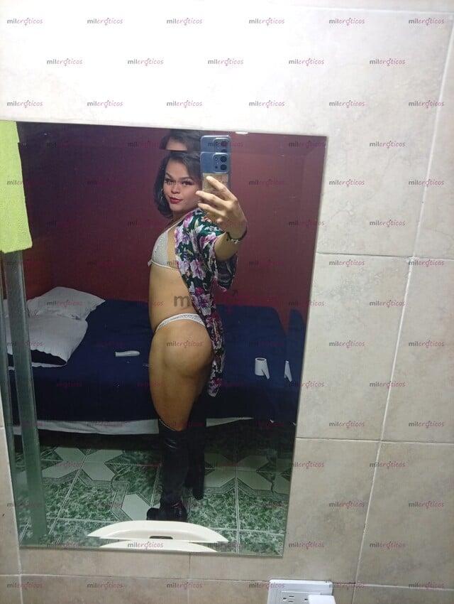FOTOS DE LA PERRA MAMADORA DE TUS SUEÑOS PAEA HACERTE VENIR CON MI RICA BOCA Y LENGUA