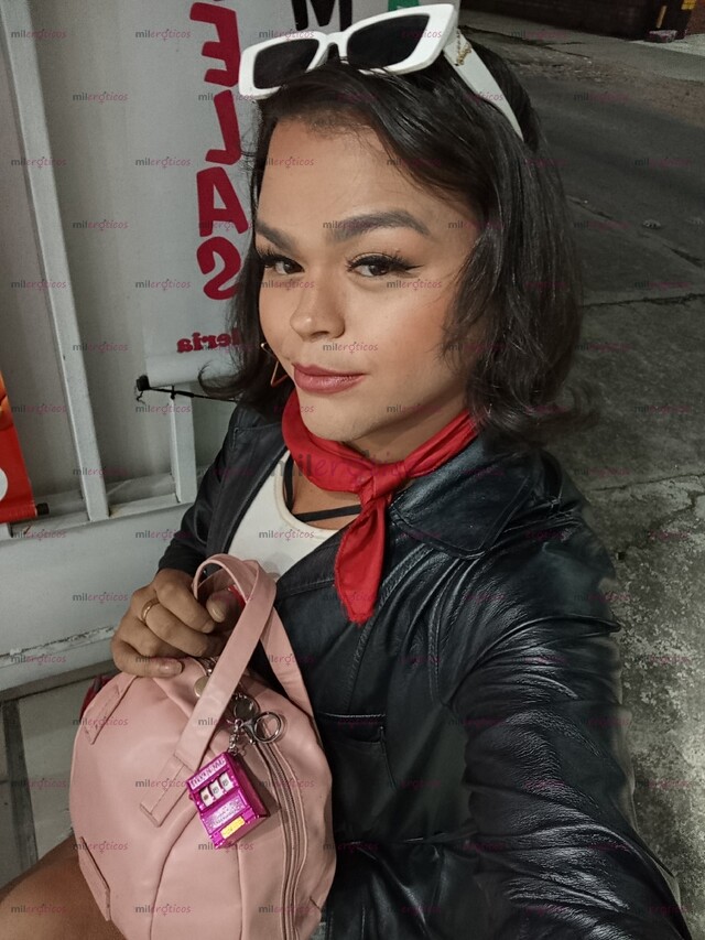 FOTOS DE LA PERRA MAMADORA DE TUS SUEÑOS PAEA HACERTE VENIR CON MI RICA BOCA Y LENGUA