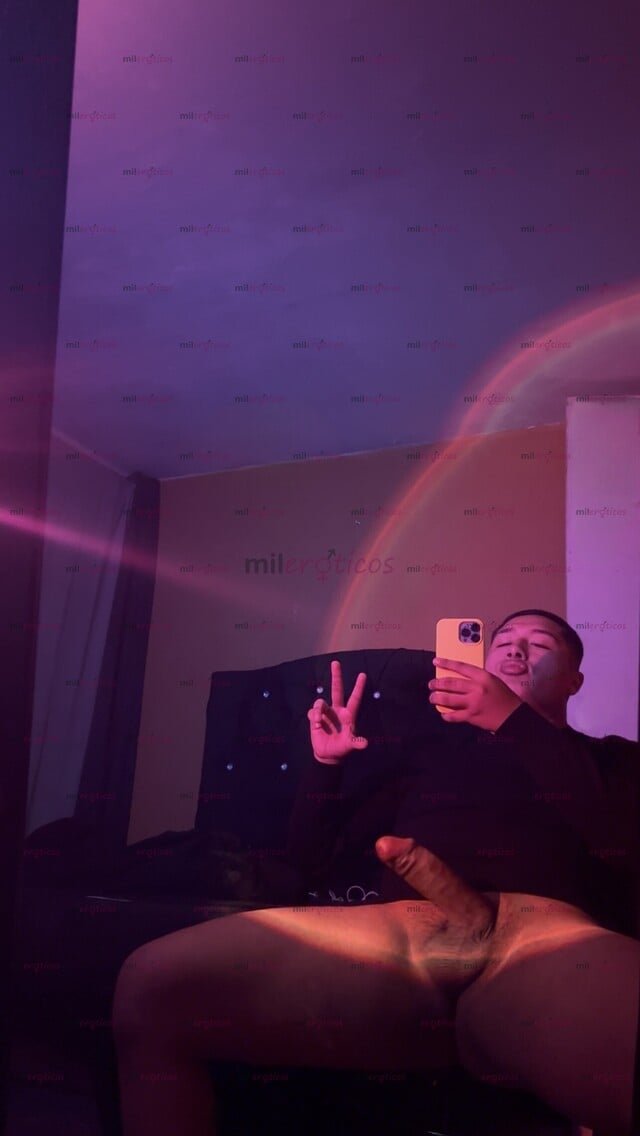 FOTOS DE PAPACITO CON BIG DICK PARA ROMPERTE TU CULITO APRETADITO