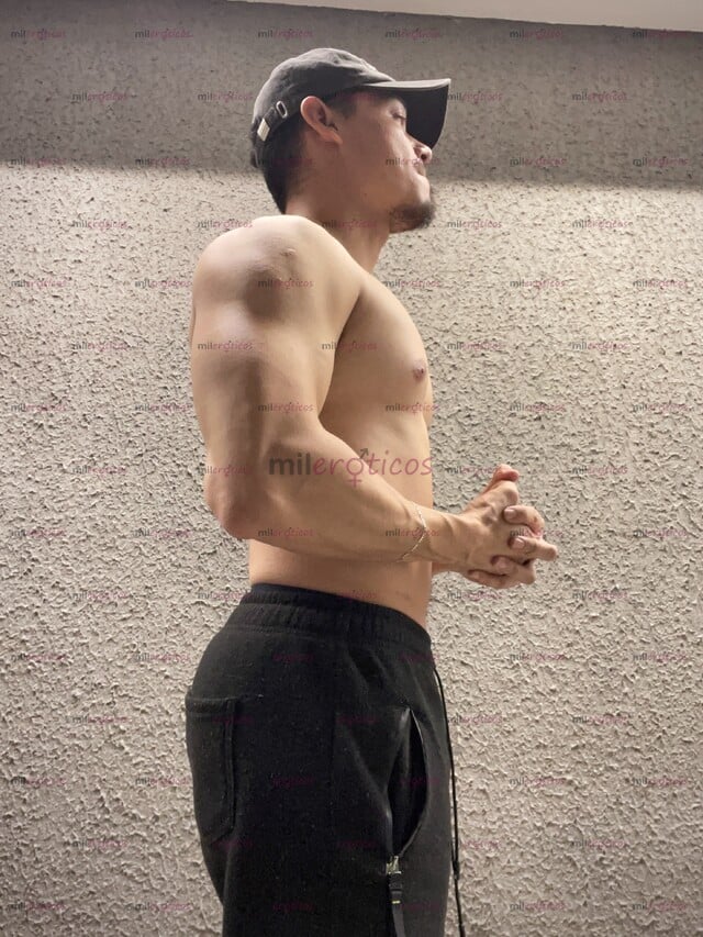 FOTOS DE JOVEN MASCULINO LISTO PARA DARTE VERGA A TOPE, SOY MUY HOT.