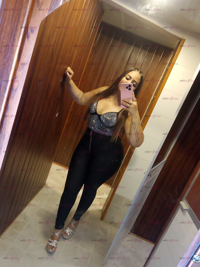 FOTOS DE MONA NALGONA NATURAL CON RICA CADERA Y NALGAS NATURALES