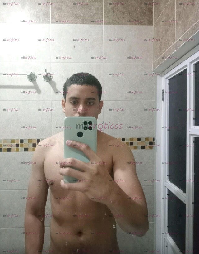 FOTOS DE ME LLAMO DAIRO ANDRES 26 AÑOS VERSÁTIL