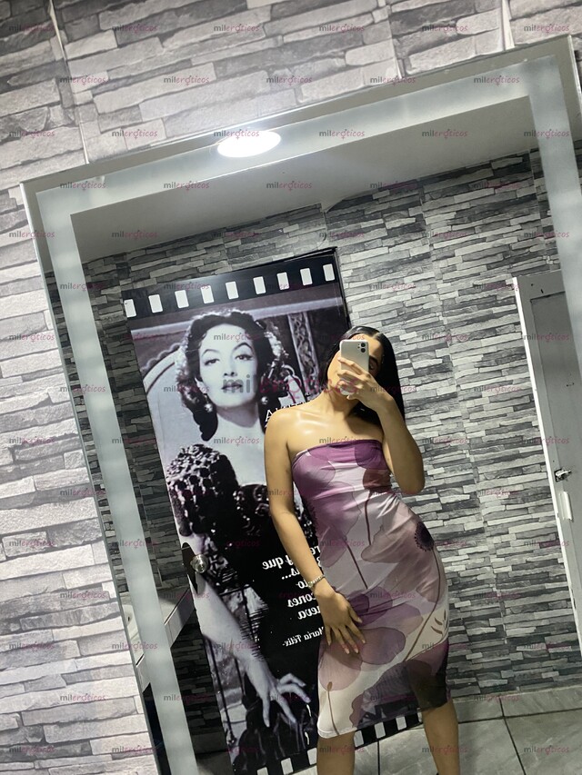 FOTOS DE HERMOSA TRANS CON CUERPO DE MODELO LISTA PARA CUMPLIR TUS FANTASÍAS VEN Y DISFRU