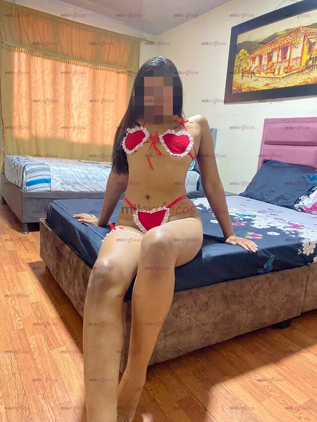 FOTOS DE RECIÉN LLEGADA HERMOSA FLAQUITA MORENA DISPONIBLE PARA COMPLACERTE