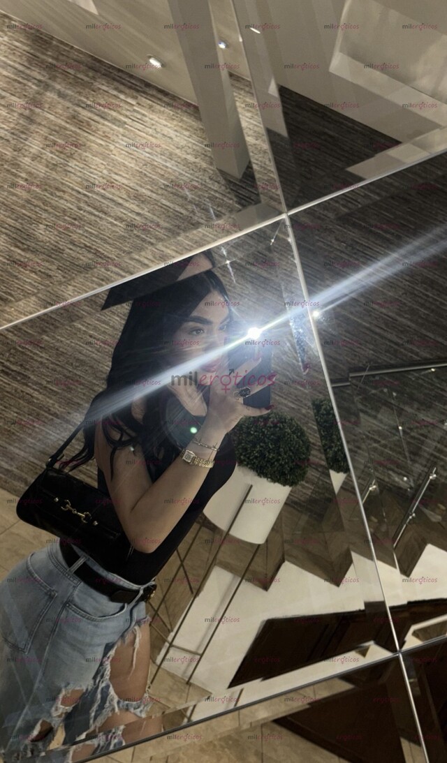 FOTOS DE BELLEZA ESPECTACULAR HERMOSA DE CUERPO ENTERO