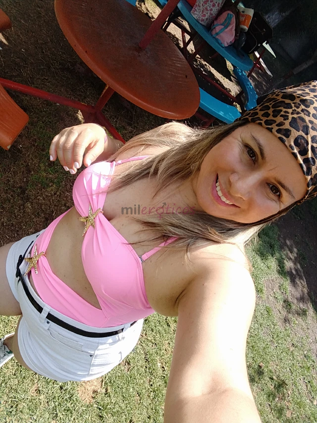 Soy una mujer madura experta en masaje de relajacion y erotico conmigo viviras una experiencia diferente donde la buena conversacion la sensualidad y...