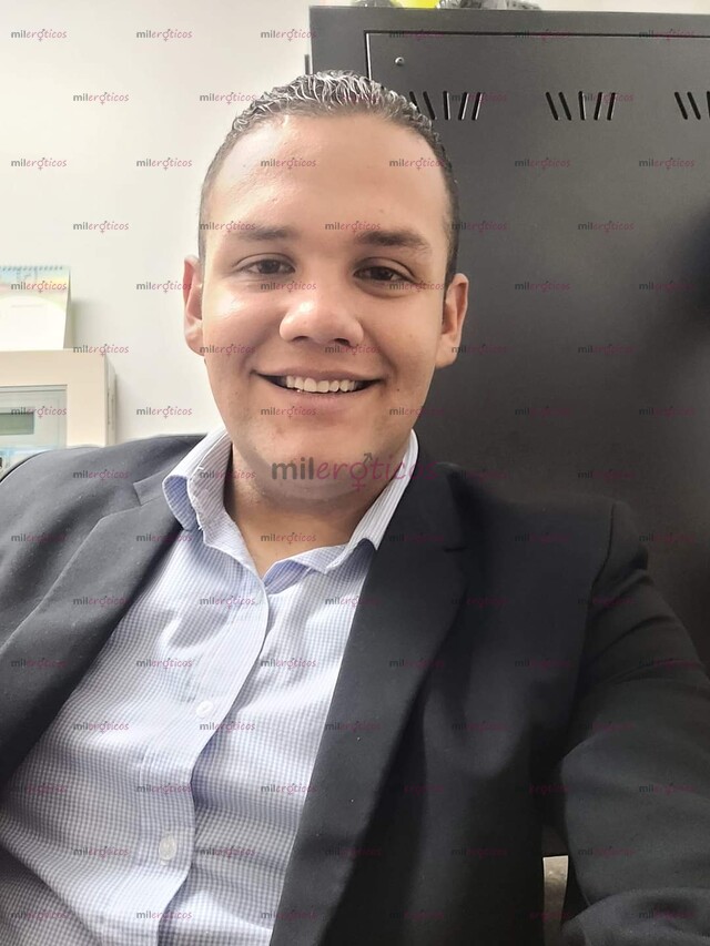 FOTOS DE HOMBRE DISPUESTO A SATISFACER TUS NECESIDADES