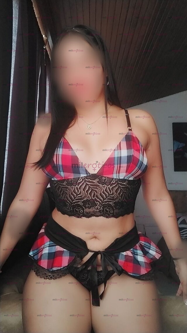 FOTOS DE 60K COMPLACIENTE EXPERTA EN LA CAMA RECIEN LLEGADA A GALERÍAS