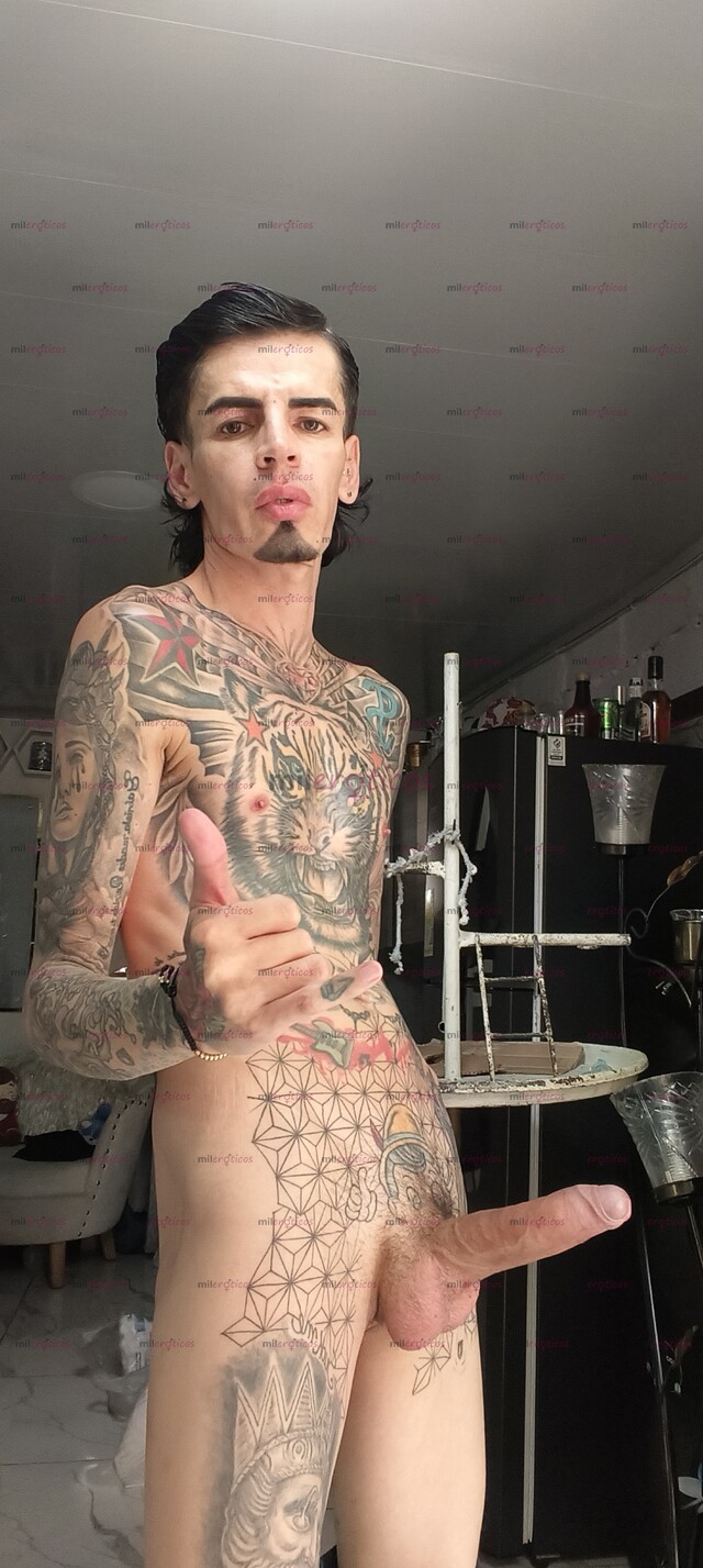 FOTOS DE FLACO ACTIVO BLANCO TATUADO MORBOSO CON SITIO