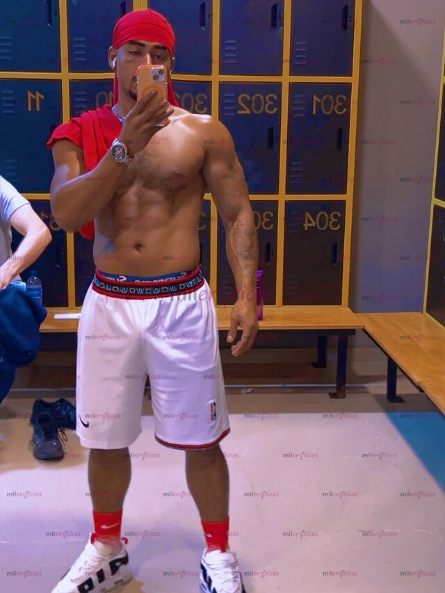 FOTOS DE CAIGO A MANES QUE PONGAN CULO Y PAGUEN POR MACHO