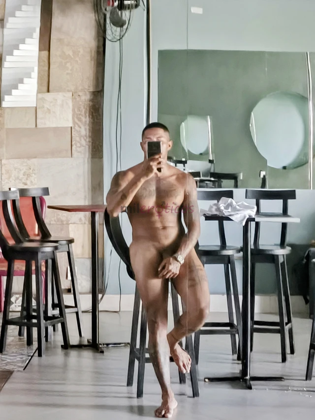 Com local boa pinta educado e que realmente gosta de sexo se vc esta realmente afim de uma boa pegada chama no pv faco saidas em hotel motel residenci...