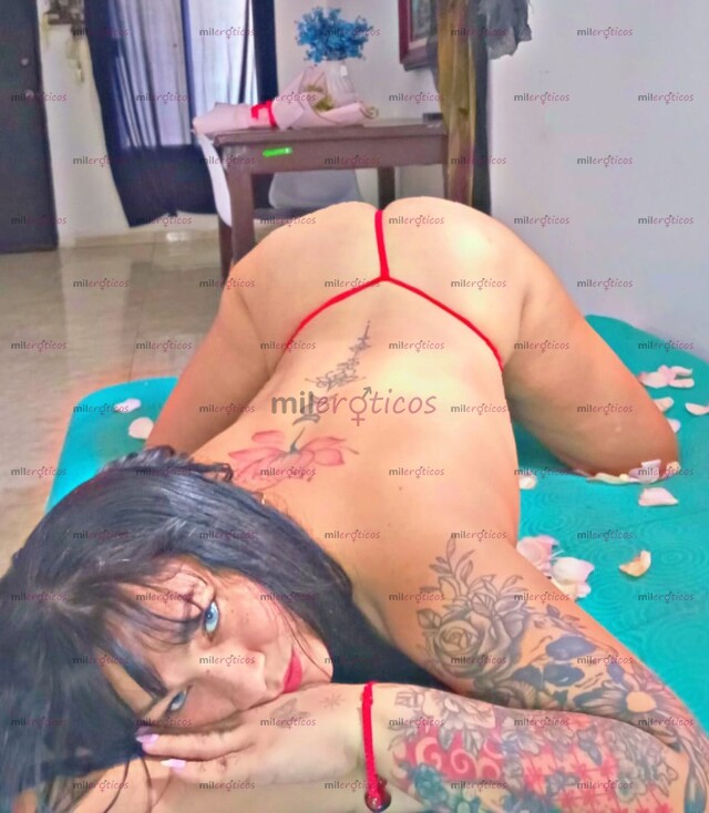 FOTOS DE NO FINJO PLACER COGEMOS?. CALIENTE Y SUMISA CURVILÍNEA FOTOS REALES