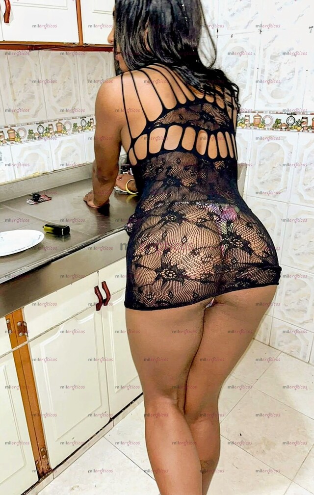 FOTOS DE XXX TENTACIÓN MORENA EXTROVERTIDA Y PERVERSA EN LA CAMA