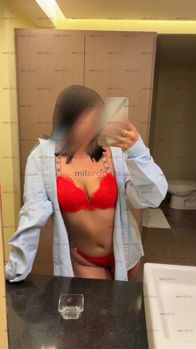 FOTOS DE 19 AÑOS,JOVEN,BONITA,NALGONCITA, APRETADITA,RICA,CACHONDA