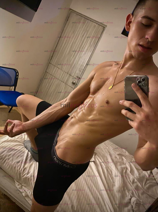 FOTOS DE BOY WITH A GOOD ATTITUDE, I