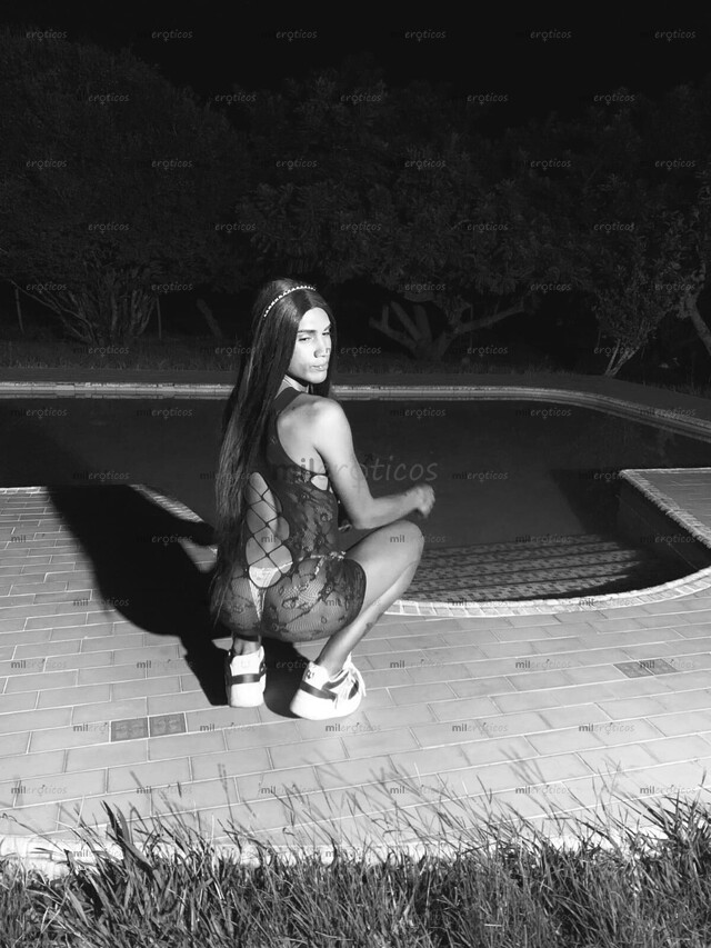 FOTOS DE XXX TENTACIÓN MORENA EXTROVERTIDA Y PERVERSA EN LA CAMA