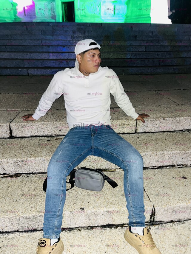 FOTOS DE JOVEN SEMENTAL DE PASO EN TU CD ;) POCOS DIAS