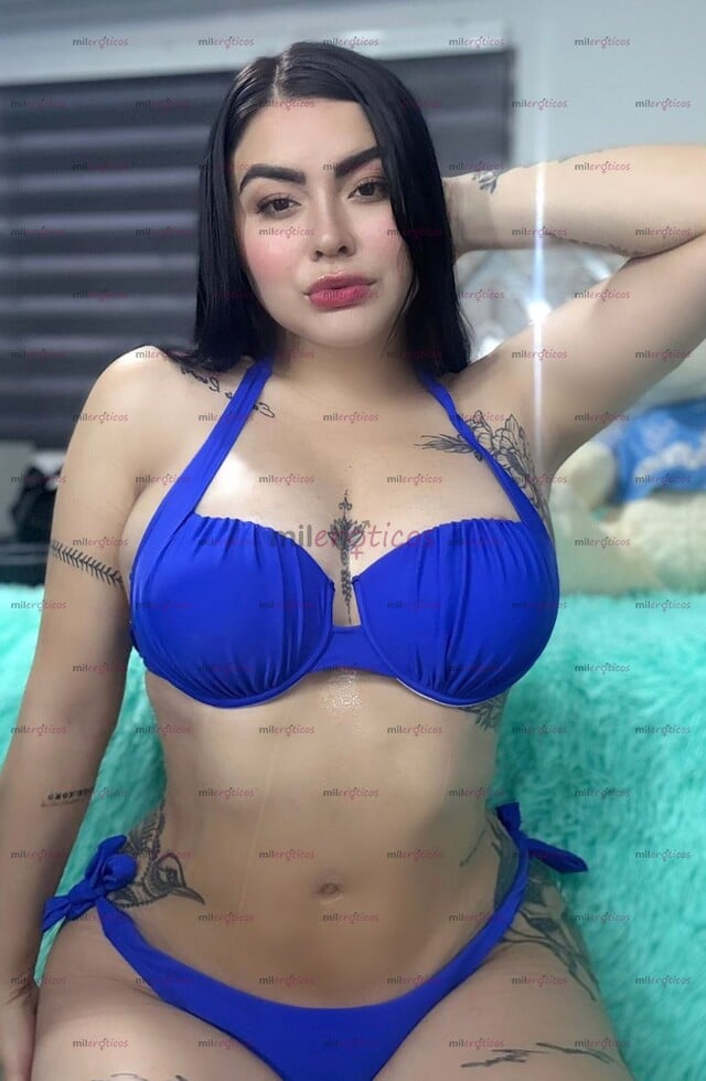 FOTOS DE PELINEGRA Y BLANQUITA SARA HENAO HERMOSA MODELO Y ACOMPAÑANTE DE LUJO