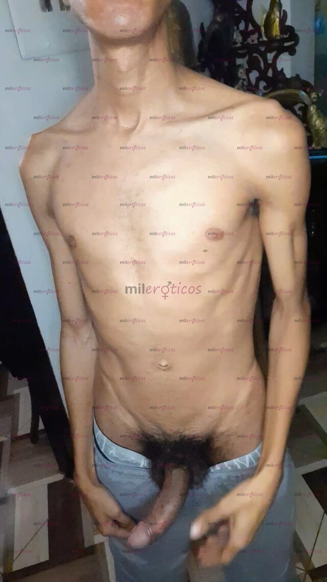 FOTOS DE FLACO VERGON DE 21 CM, MORBOSO Y FETICHISTA.