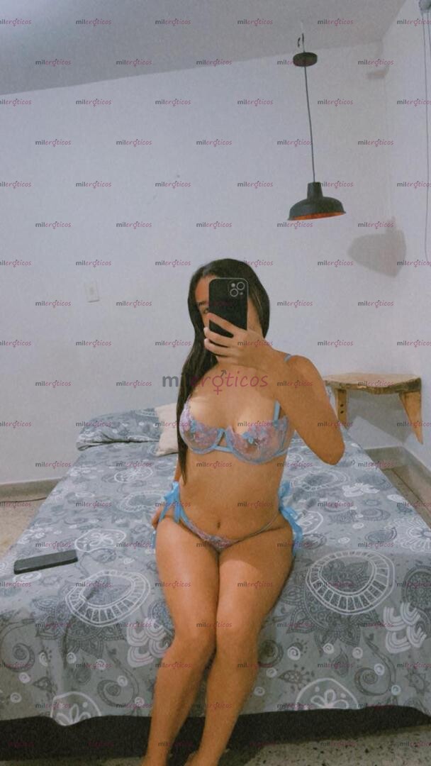 FOTOS DE VIKI,19 AÑITOS DE CUERPO DELGADO Y NATURAL