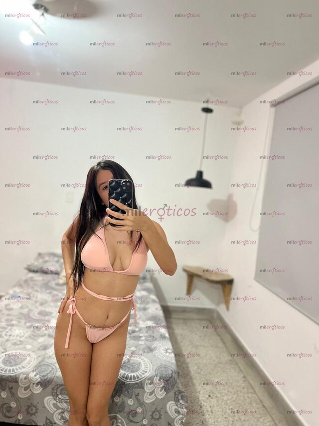 FOTOS DE VIKI,19 AÑITOS DE CUERPO DELGADO Y NATURAL