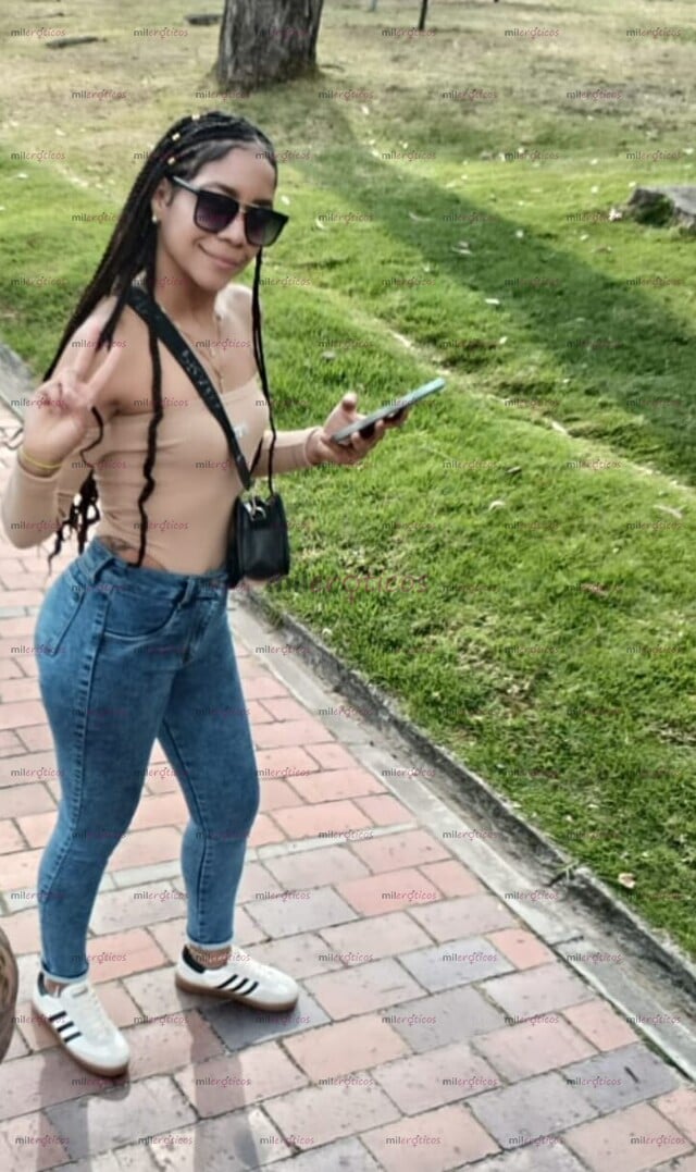 FOTOS DE MI NOMBRE ES SABRINA CHICA VENEZOLANA CALIENTE QUE LE ENCANTA LA ADRENALINA