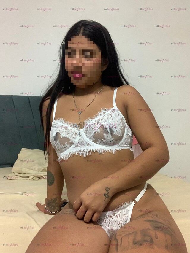 FOTOS DE HERMOSA INDIA DE 18 AÑOS UNIVERSITARIA Y LEXURY, ARDIENTE Y SEXI