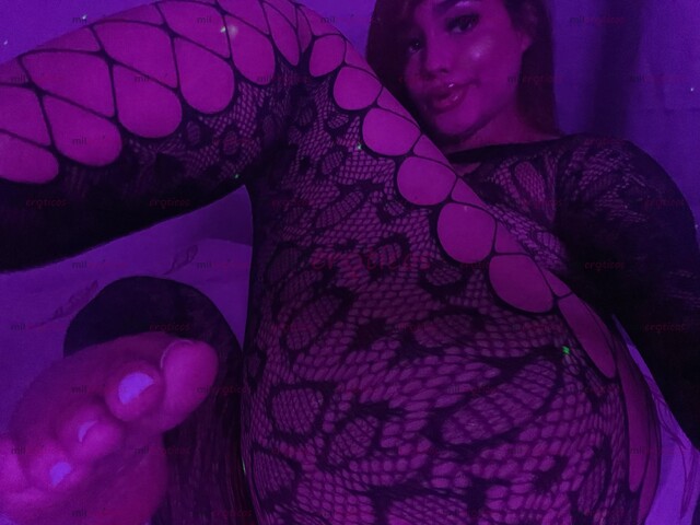 FOTOS DE VALEFOXX PELI ROJA ADICTA A LAS VERGAS GORDAS UNA PORNO EN LA CAMA APART PRIVADO