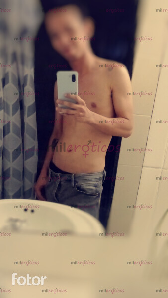 FOTOS DE FLACO VERGÓN ARRECHO TOTALMENTE MORBOSO CON SITIO O DOMICILIO