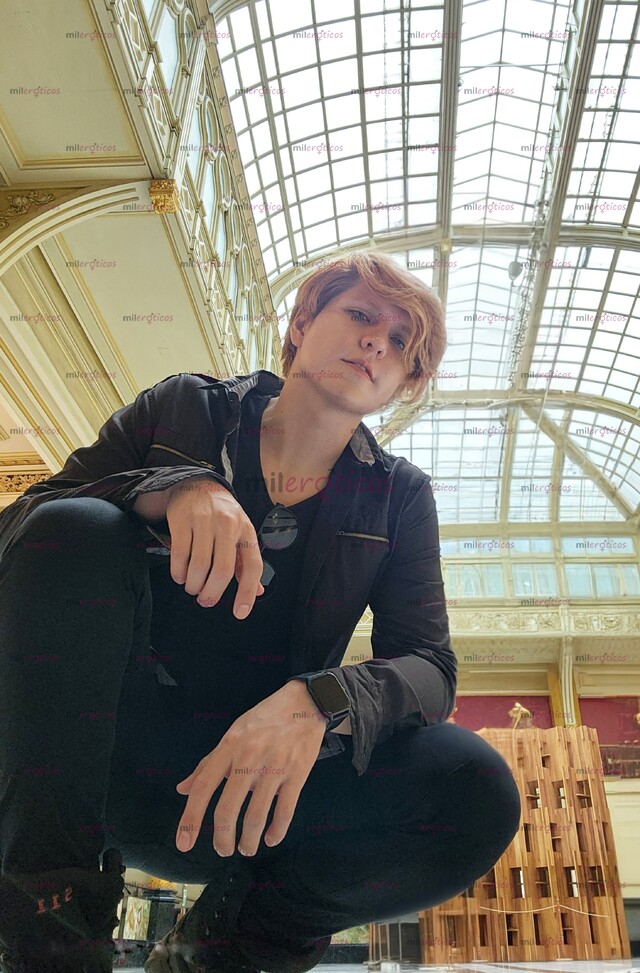 FOTOS DE PELIRROJO ALTO, VERSATIL Y DOTADO PARA DIVERTIRTE