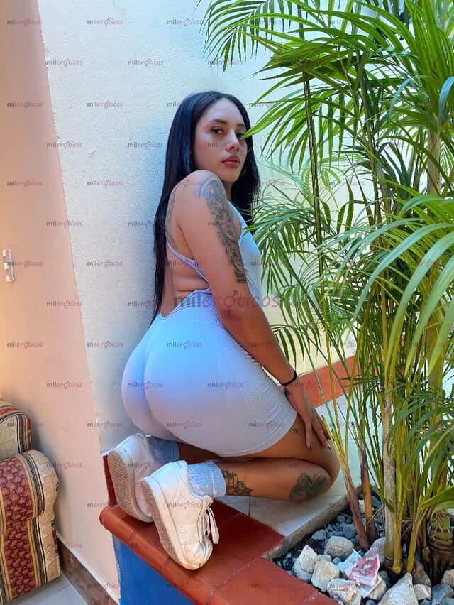FOTOS DE HOLA MIS AMORES CHICA TRANS DE PIEL MORENA COMPLACIENTE FEMENINA VERSÁTIL VERGON