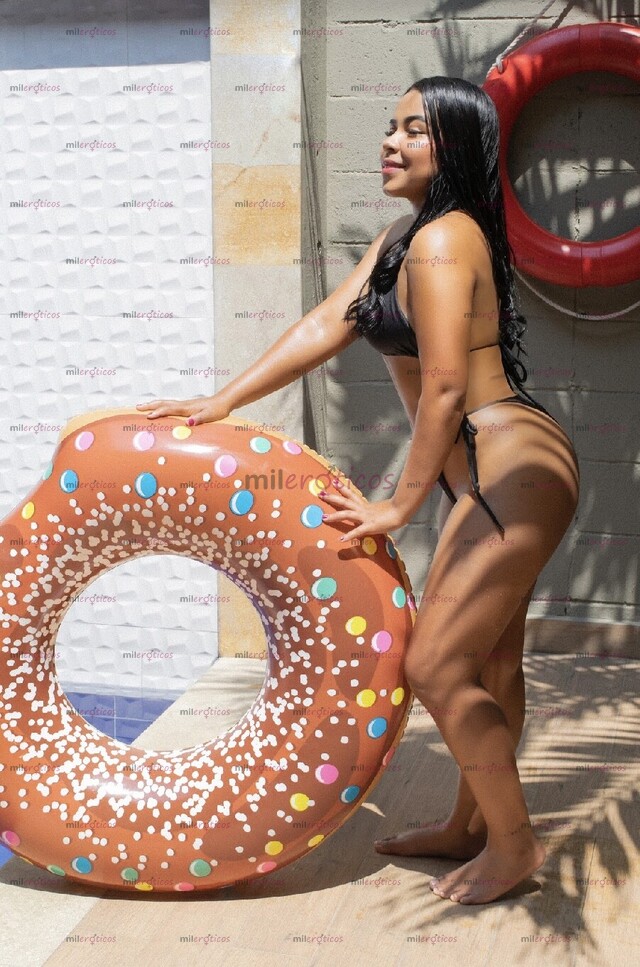 FOTOS DE DE VUELTA EN TU CIUDAD MORENA DE PIEL CANELA PASIÓN