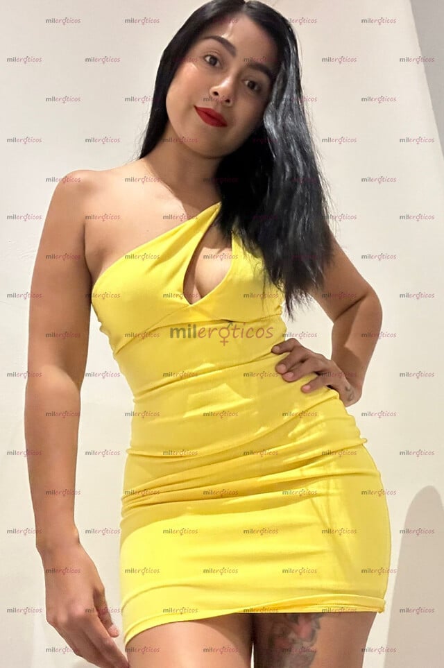 FOTOS DE MOJATE ENTRE MIS PIERNAS Y SIENTE LO RICA Y ESTRECHA QUE ESTOY ..