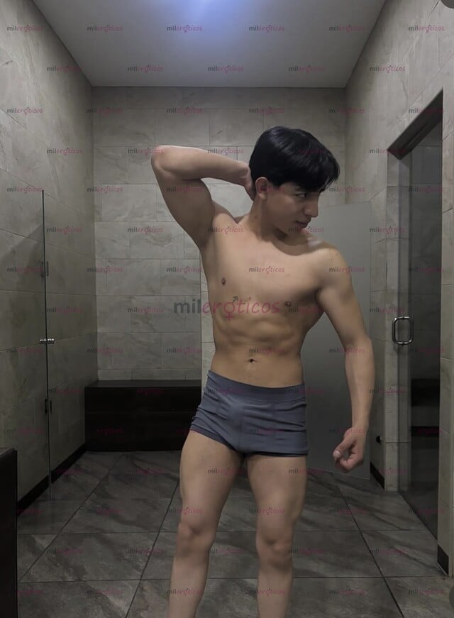 FOTOS DE HOLA ME LLAMO DANIEL CHICO ATLÉTICO GUAPO Y VARONIL DE PASO POR TU CIUDAD
