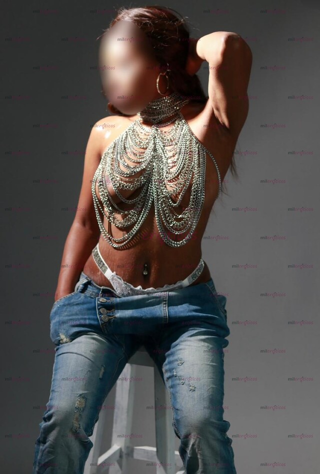 FOTOS DE JOVEN DELICIOSA NATURAL SEXY Y MUY COMPLACIENTE PARA TI