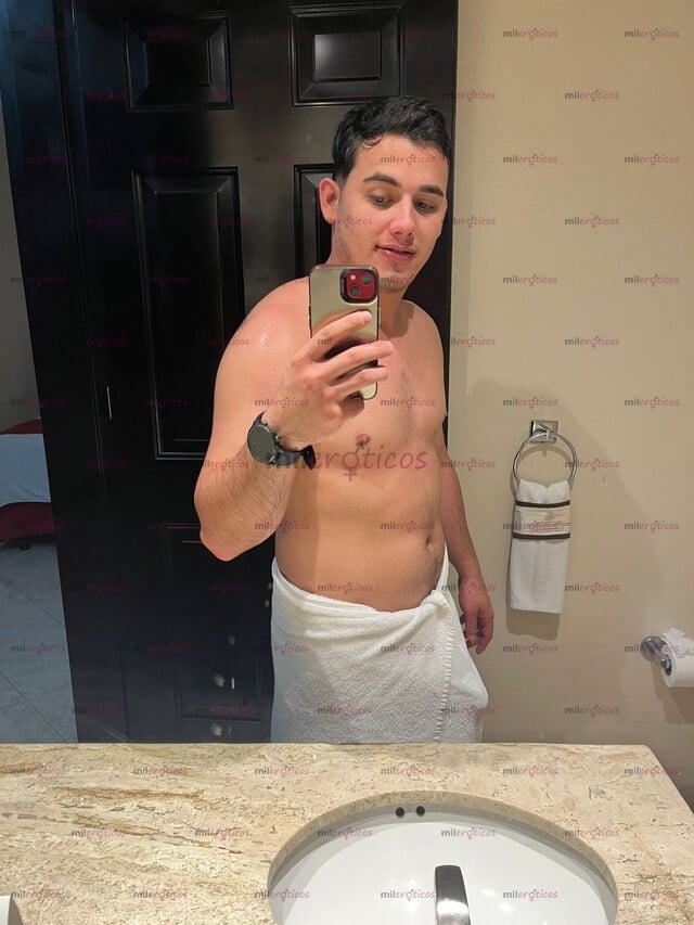 FOTOS DE MACHO COLOMBIANO EN TU CIUDAD BUENA VERGA 20CM ATIENDO MUJERES Y PAREJAS