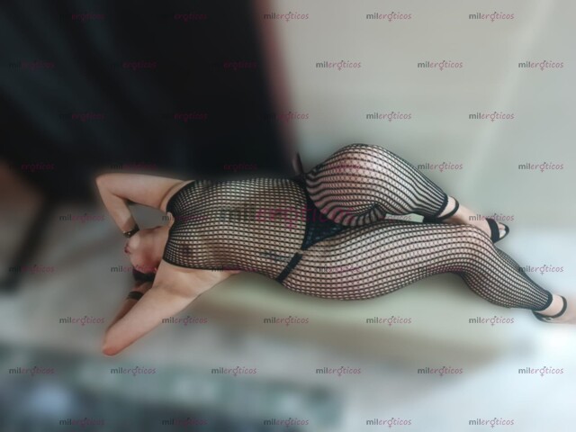 FOTOS DE MUJER ERÓTICA SENSUAL SEXY Y TRAVIESA CON GANAS DE TI