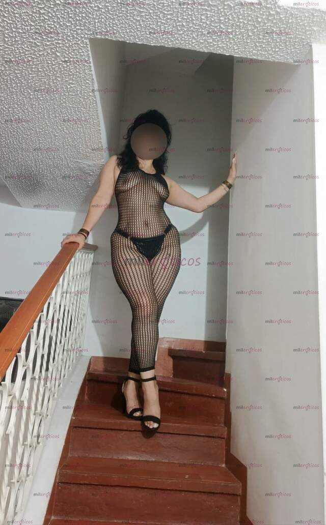 FOTOS DE MUJER ERÓTICA SENSUAL SEXY Y TRAVIESA CON GANAS DE TI