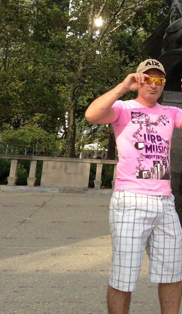 FOTOS DE ANUNCIO SOLO PARA HOMBRE HETERO QUE SEA PINTOSO DE CARA Y CUERPO