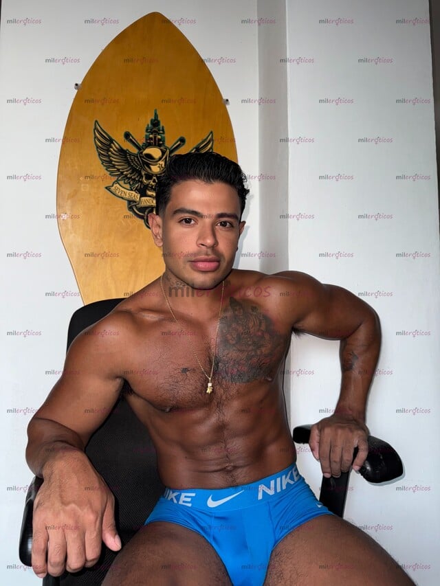 FOTOS DE COLOMBIANO 20CM GRUESOS JOVENCITO Y MUY BUEN CUERPO EDUCADO Y DISCRETO